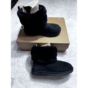 UGG fluff mini quilted black bootie kids size 3